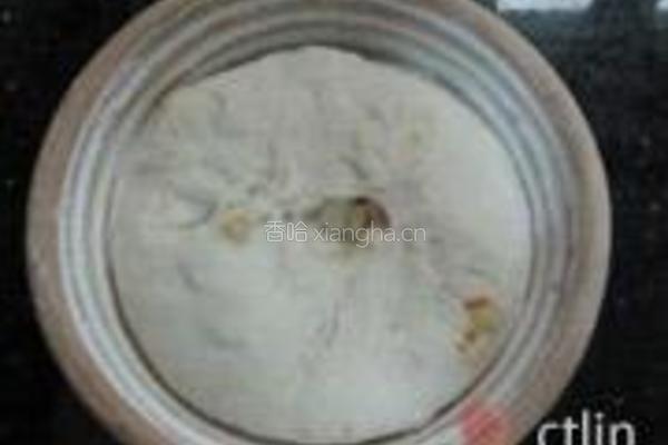 糖渍橙皮牛奶面包的做法图解3