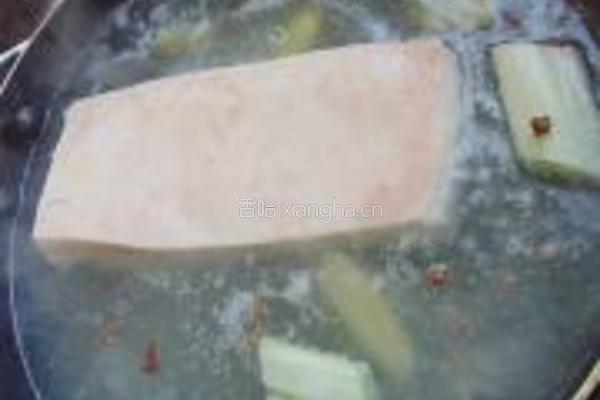 蒜泥白肉的做法图解3