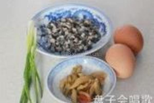 榨菜螺蛳肉炖蛋的做法图解1