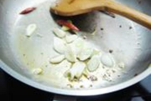 榄菜肉末炒四季豆的做法图解4