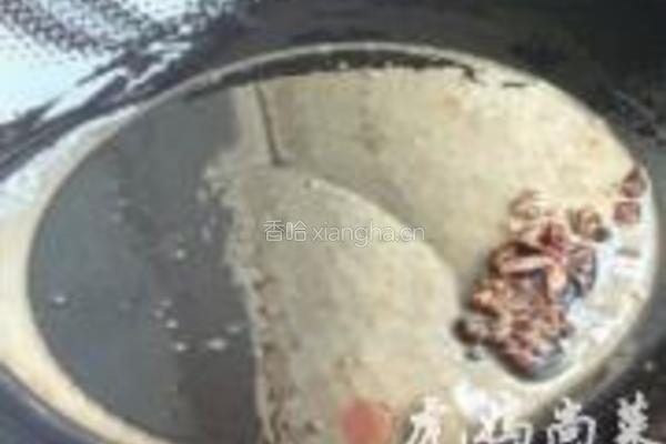 干煸黄豆芽的做法图解1