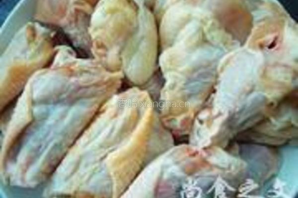 秘制酱鸡翅的做法图解1