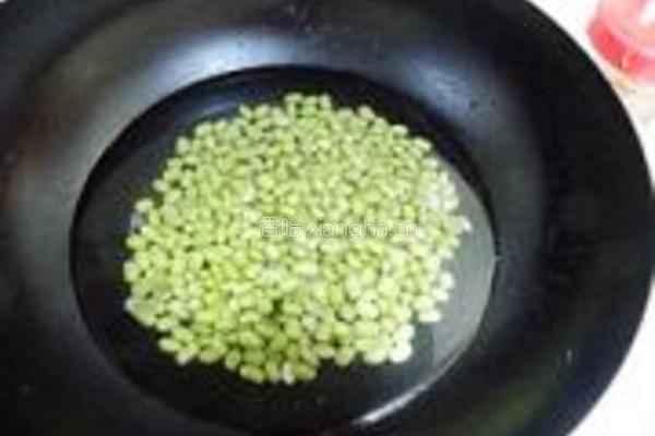 青豆牛肉末的做法图解2