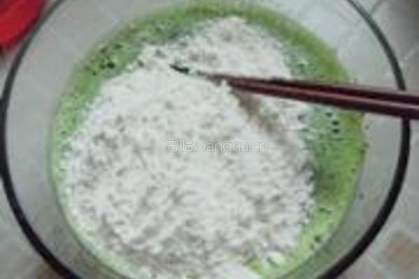 菠菜鸡蛋饼的做法图解7