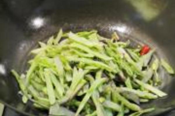 豆腐干炒扁豆的做法图解5