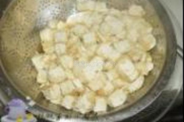 茄汁豆腐丁的做法图解4