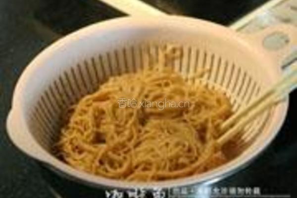 香菇干拌鲍鱼面的做法图解8