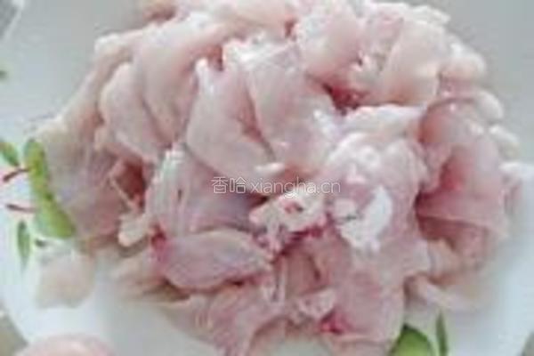 菌菇烧鱼片的做法图解4
