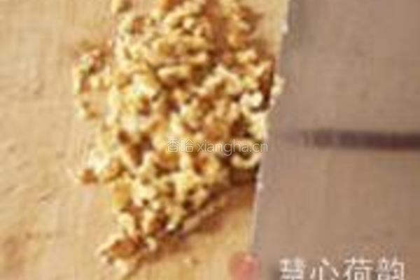 核桃枸杞大米粥的做法图解3