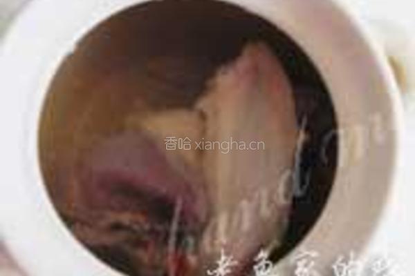 荔枝苦瓜鸡汤的做法图解3