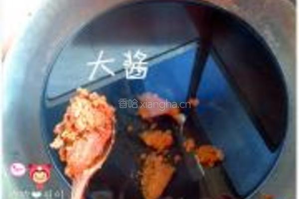 小白菜排骨酱汤的做法图解5