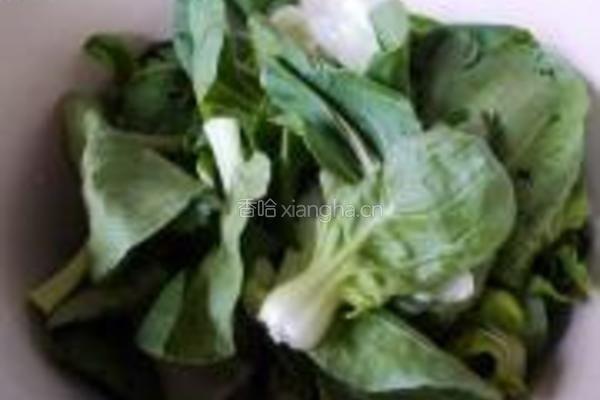 腊肠香菇油菜的做法图解3