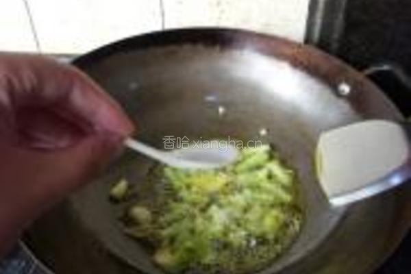 蒜香油麦菜的做法图解5