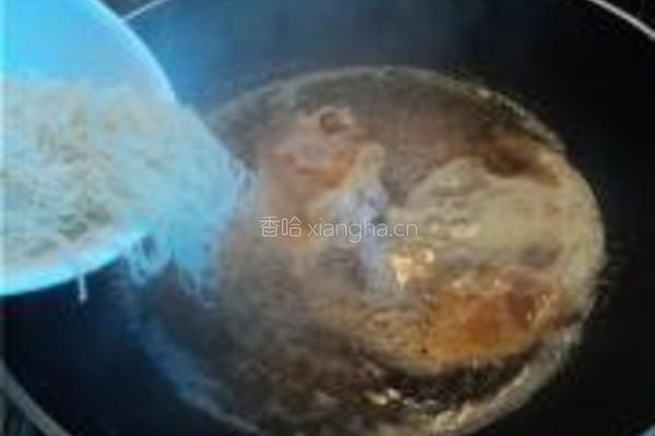 蒲公英汤米粉的做法图解5