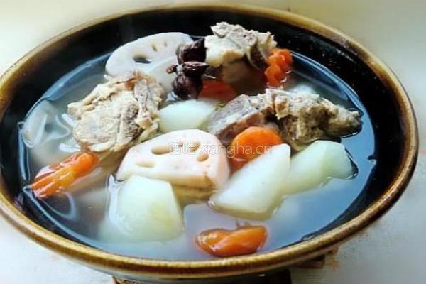 山药萝卜排骨汤