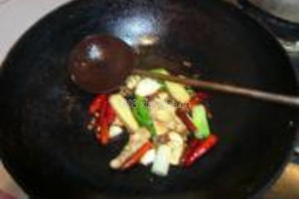辣炒菊花贝的做法图解3