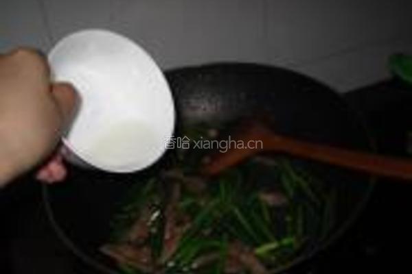牛肉炒韭苔的做法图解11