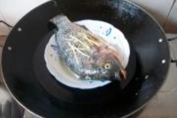 清蒸福寿鱼的做法图解3