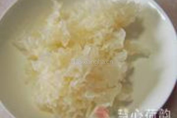 蜜汁银耳红枣莲子枸的做法图解15