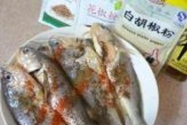 酥炸小黄鱼的做法图解2
