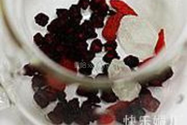 五味子枸杞茶的做法图解2