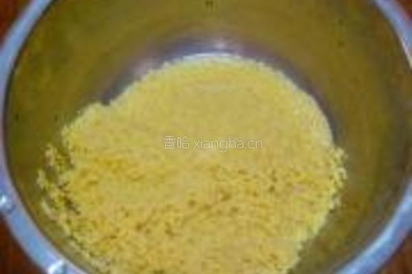 小米红枣粽的做法图解1
