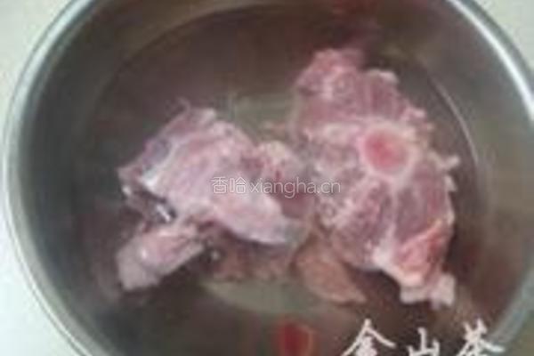 黄花海带牛尾汤的做法图解1