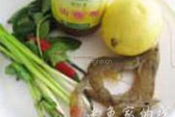 泰式咖哩虾的做法图解1