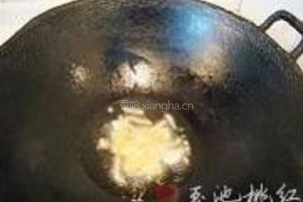 海螺炒韭菜的做法图解4