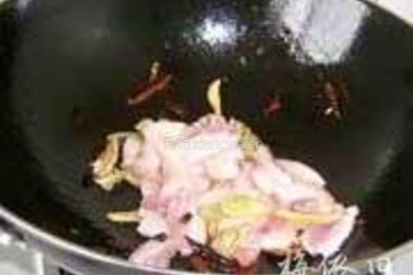 茭白茶树菇的做法图解5