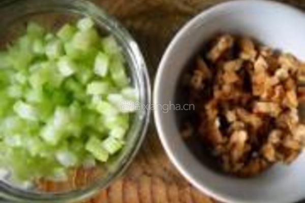 芹菜香菇粥的做法图解2