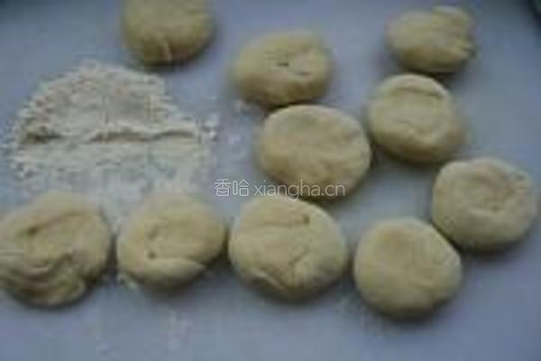 马齿苋干猪肉包的做法图解9