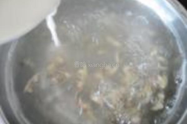 蛤蜊紫菜蛋花汤的做法图解2