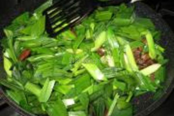 腊味炒蒜苗的做法图解5
