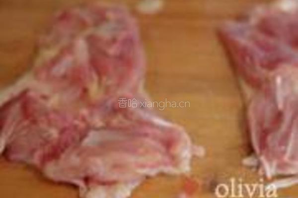美丽鸡肉起司香草烧的做法图解2