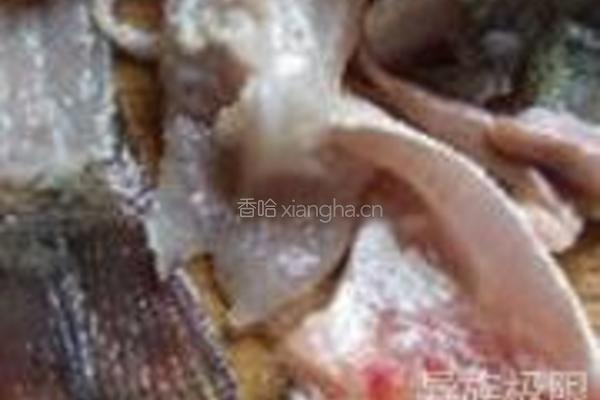 橄榄油姜汁焗鲈鱼卷的做法图解2