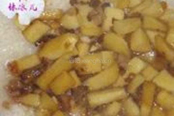腊肉土豆焖饭的做法图解4
