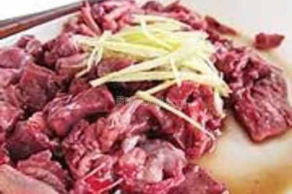 红枣鸽粥的做法图解1