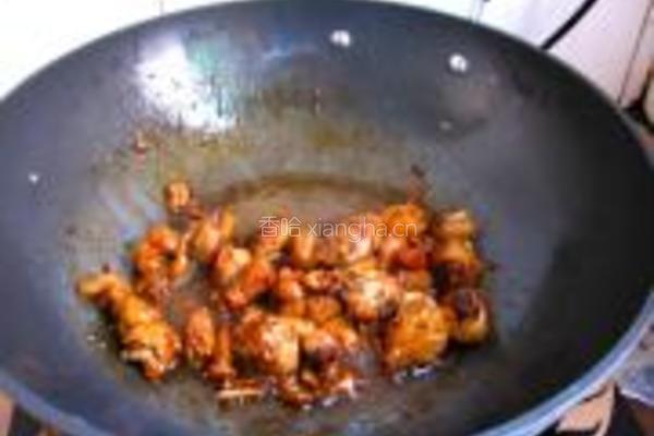 土豆四季豆烧鸡腿的做法图解6