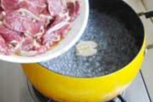 越式牛肉汤的做法图解2