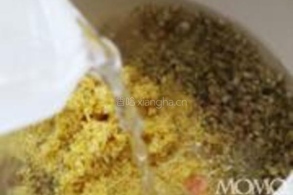 糙米红薯粥的做法图解2