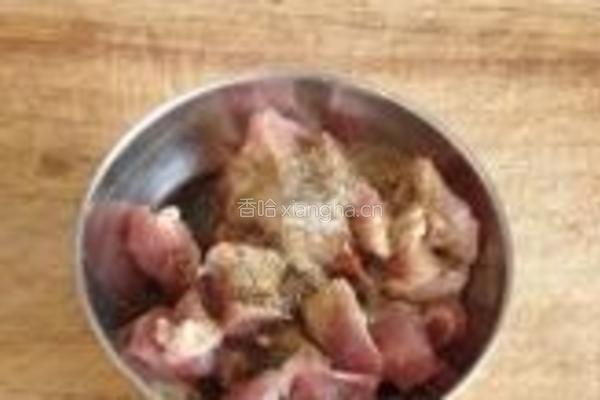 烤羊肉串的做法图解2