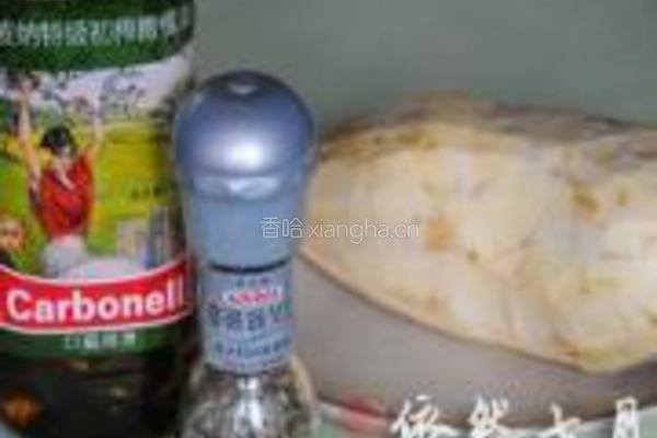 橄榄油香草烤红薯条的做法图解1