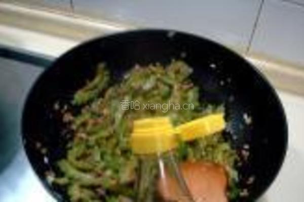 肉末炒苦瓜的做法图解10