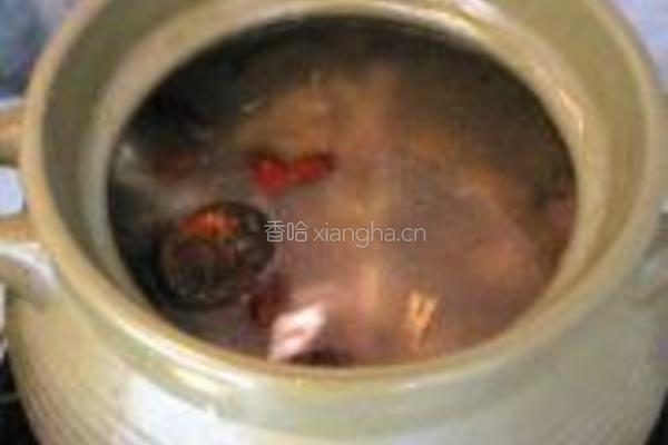 三鲜鱼肚汤的做法图解6