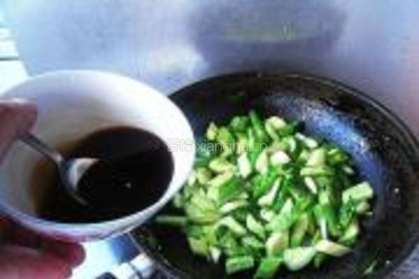 朝天椒炒黄瓜的做法图解8