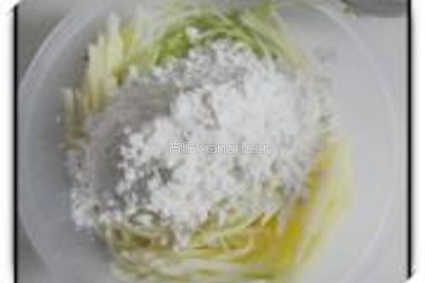 土豆萝卜丝饼的做法图解4