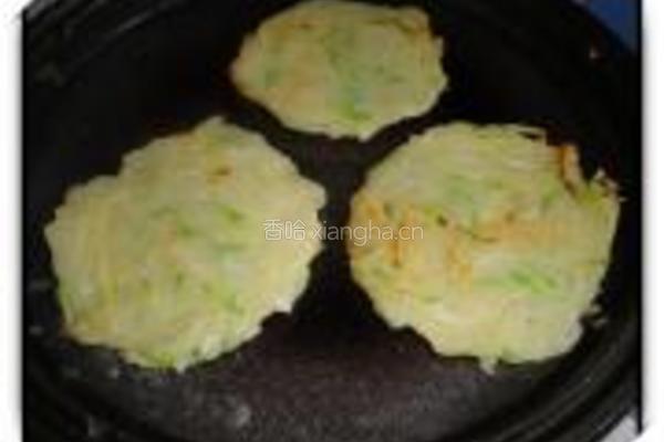 土豆萝卜丝饼的做法图解7