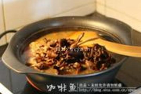 小鸡炖榛蘑的做法图解8