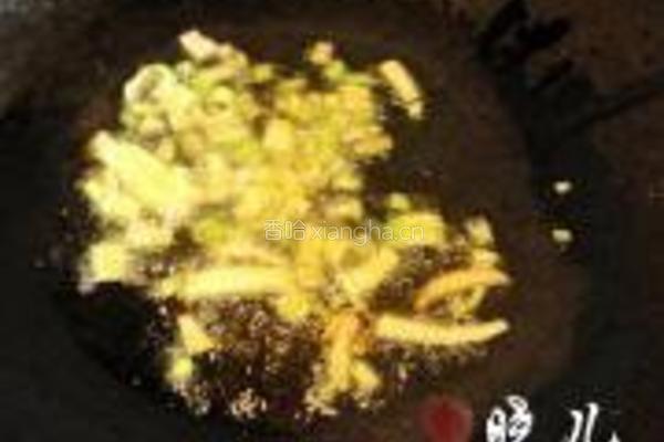 青韭炒河虾的做法图解4